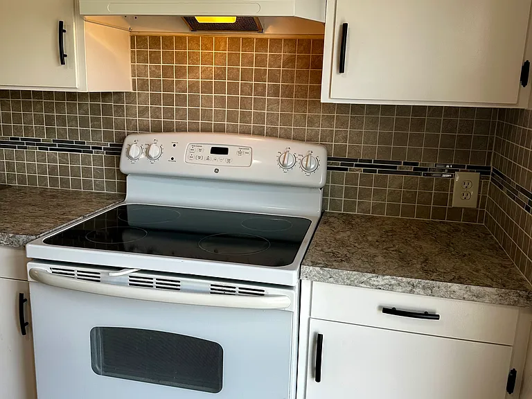 777 G St #6 — Photo 3