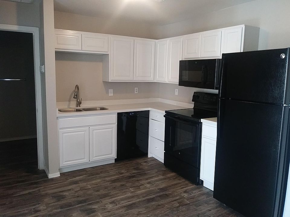 1st image of 16040 N 27th St APT 205