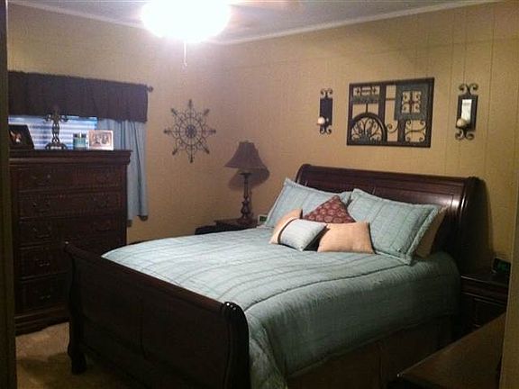5th image of 814 Avenue B