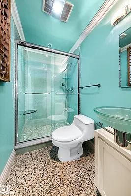 Sold by Brown Harris Stevens | media 9