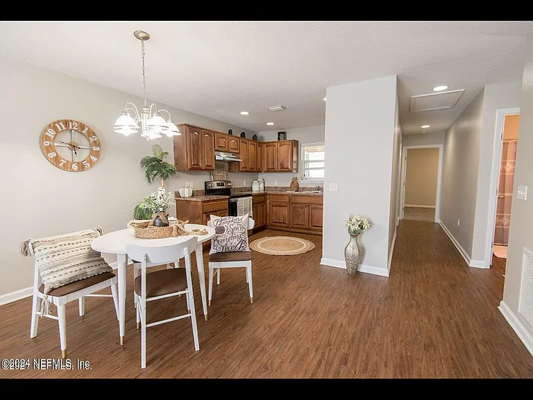 226 Bradford Dr #228 — Photo 6