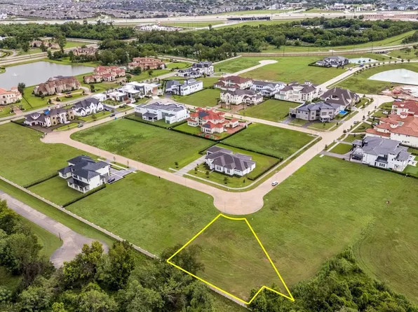 62 Alexandra Way Cir, Richmond, TX 77469