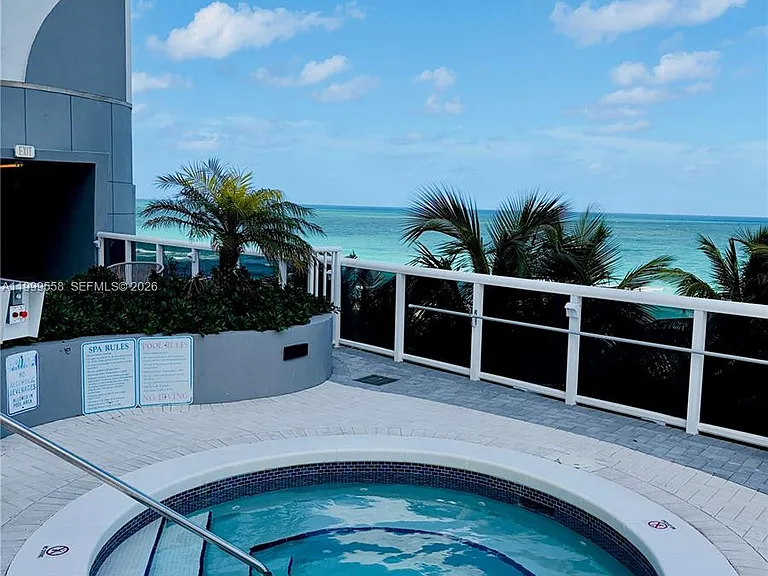 6301 Collins Ave #1207 — Photo 35