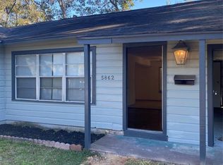 5862 Southurst St, Houston, TX 77033