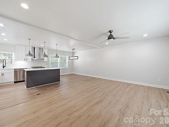 3rd image of 6319 Thermal Rd