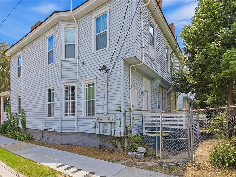 2301 Abercorn St #A — Photo 28