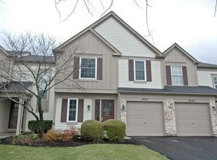 1825 Pebble Beach Cir, Elgin, IL 60123