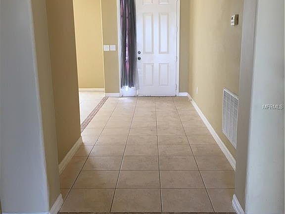 4th image of 346 Cotswold Cir