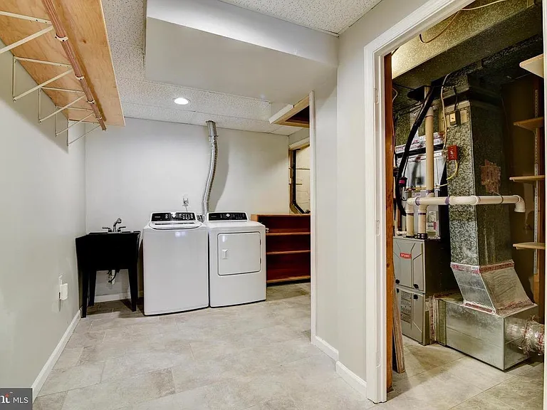 6341 Buffie Ct — Photo 31