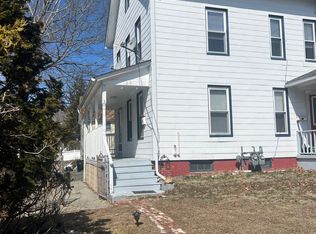 34 Bragaw St APT 2, New London, CT 06320