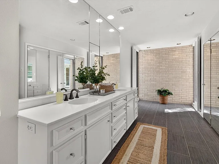147 Valley Dr — Photo 31