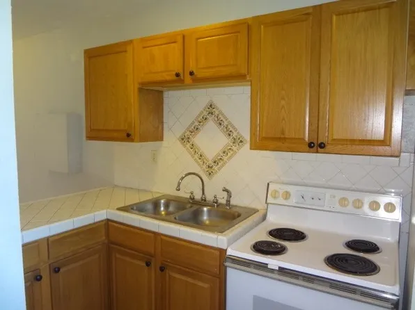 1860 Venice Park Dr APT 201, North Miami, FL 33181