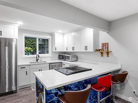 5th image of 10443 SE 222nd Street
