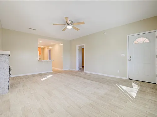 1421 N. Louis Ave Photo 1