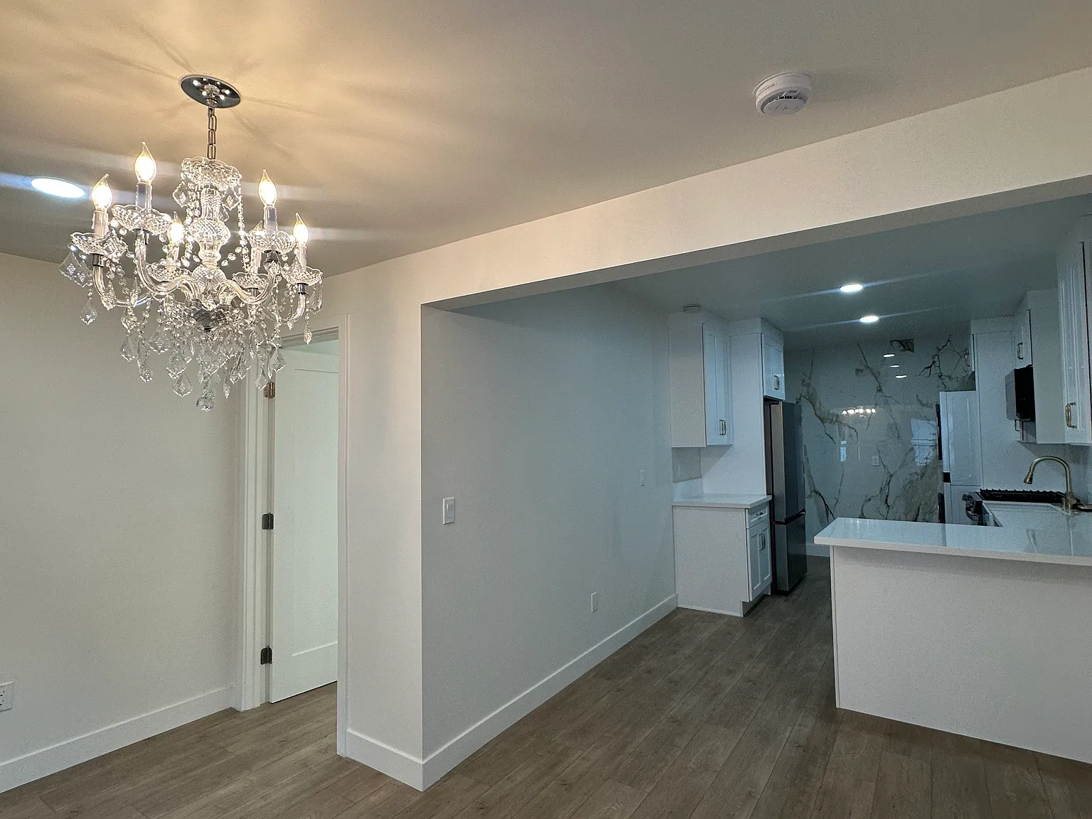 Jordan Ave, Canoga Park — Photo 1