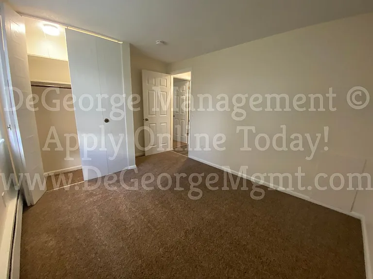 Avalon Apartments — Photo 23