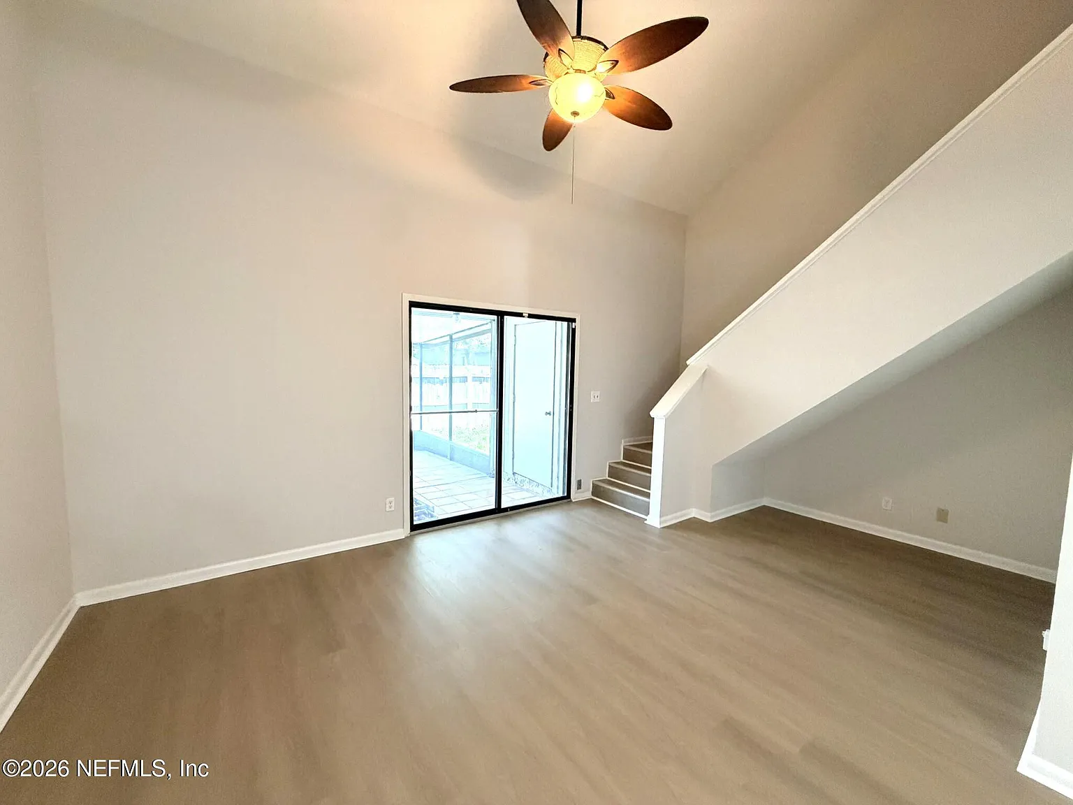 2 bed, 2.0 bath, 1210 sqft, $1,395 — Photo 2