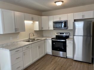 300 Knight Ln #G3, Dobson, NC 27017