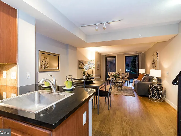 616 E St NW #246 — Photo 5