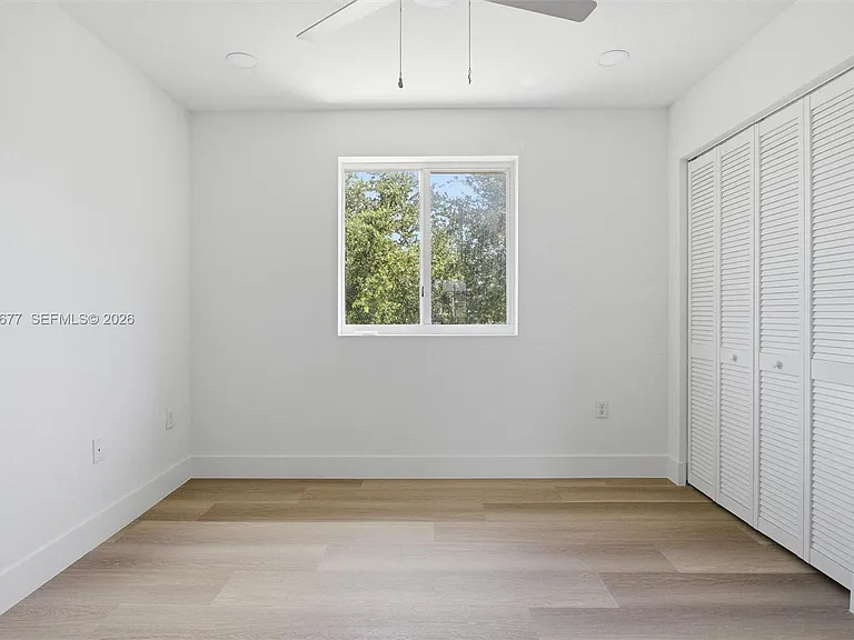 82 SW 3rd Ct — Photo 31
