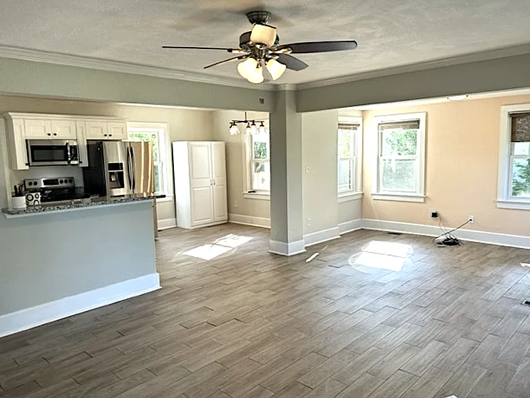 1380 E Norcova Dr — Photo 4