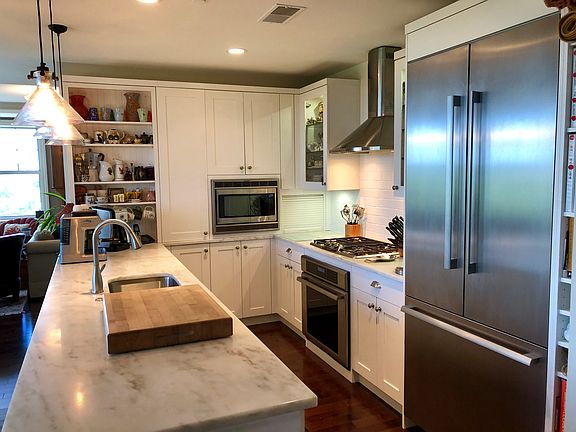 4th image of 232 N Kingshighway Blvd APT 1009
