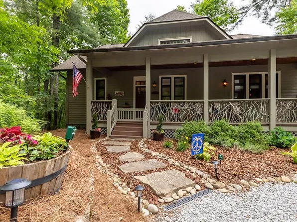 2767 Upper Whitewater Road, Sapphire, NC 28774