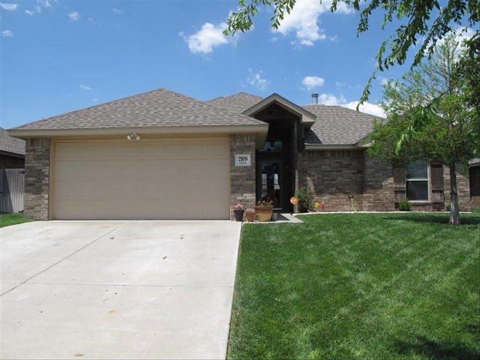 1st image of 2109 Savoy Dr