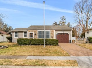 166 Jordan Rd, Somers Point, NJ 08244
