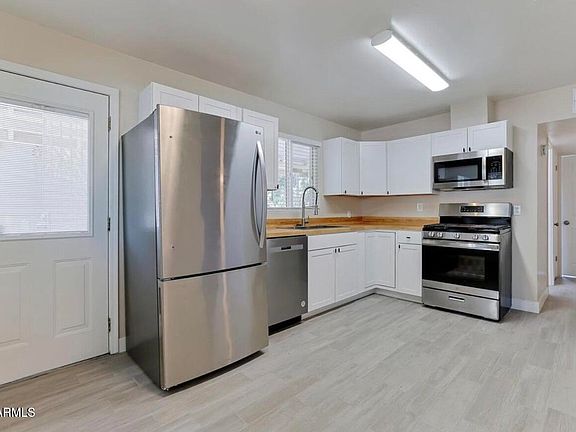 5th image of 216 S HOBSON --