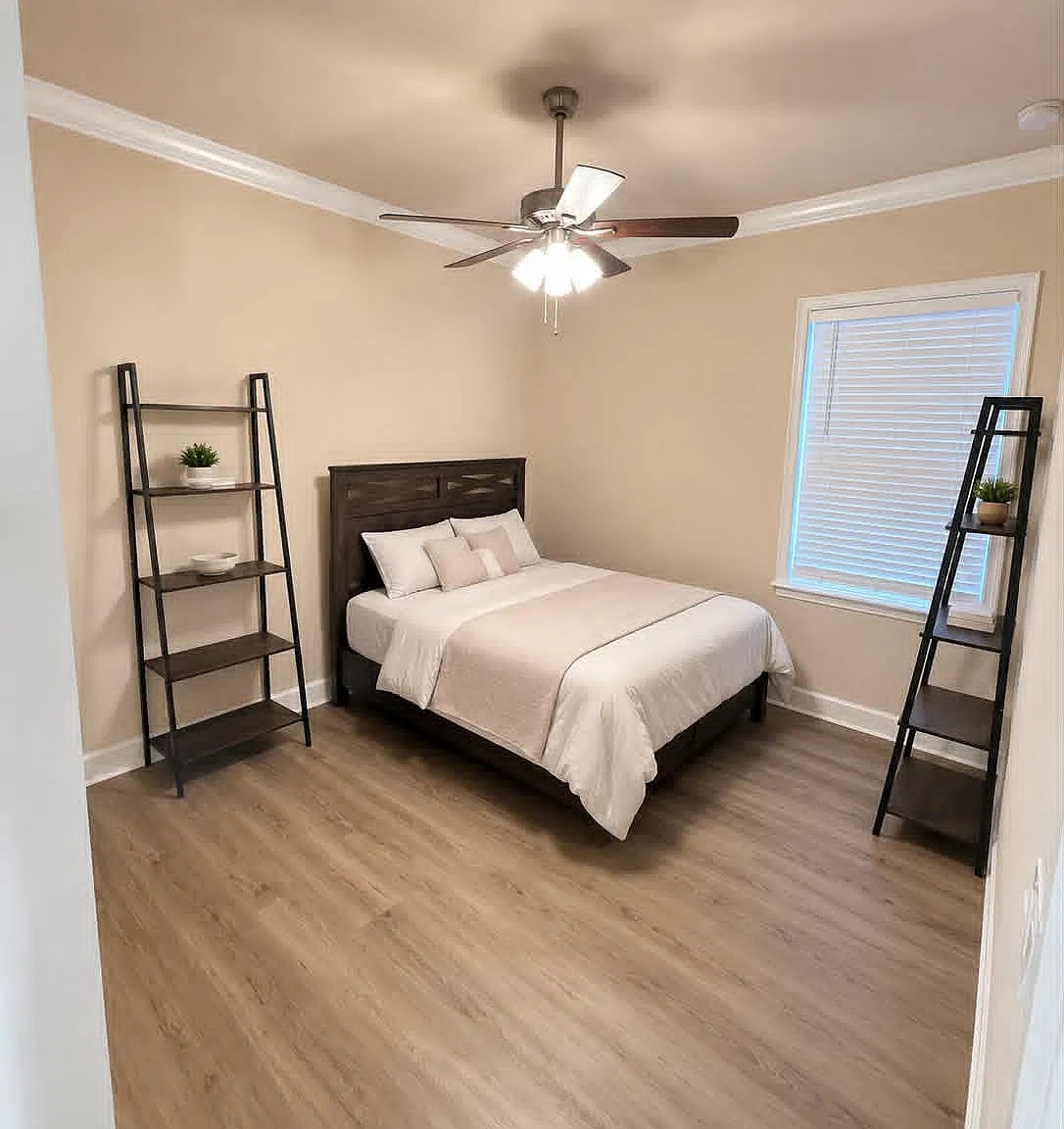 3 bed, 1500 sqft, $2,500 — Photo 2