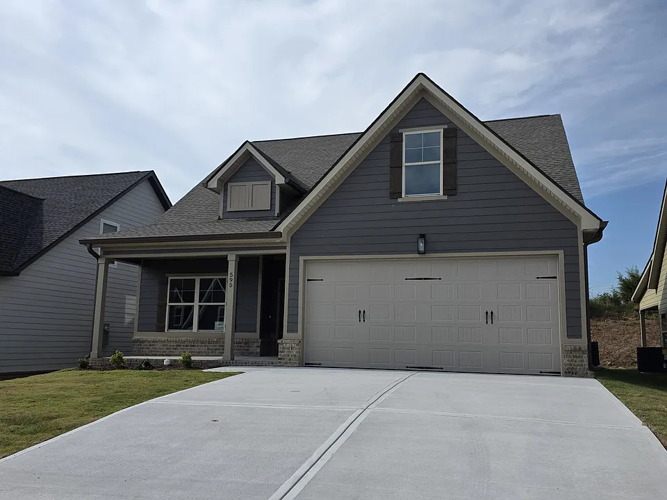 595 Willow Grove Ct