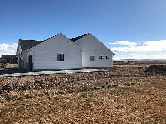 4th image of 2098 E Cedar Point Ln