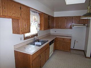 3rd image of 4057 Indian Hill Dr