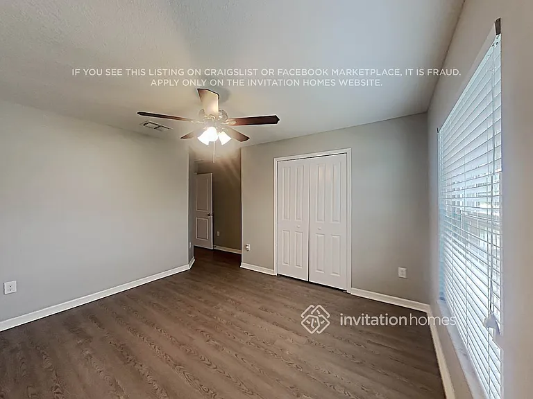 207 English Heritage Pl — Photo 13