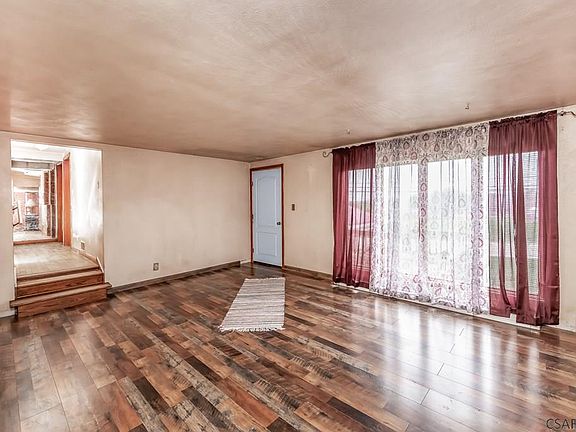 5th image of 685 Forest Hills Dr