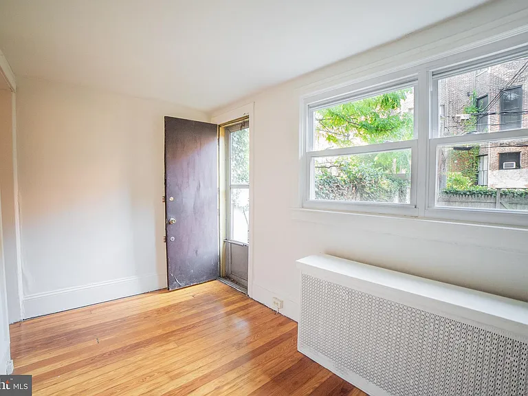 2314 Spruce St #1R — Photo 11