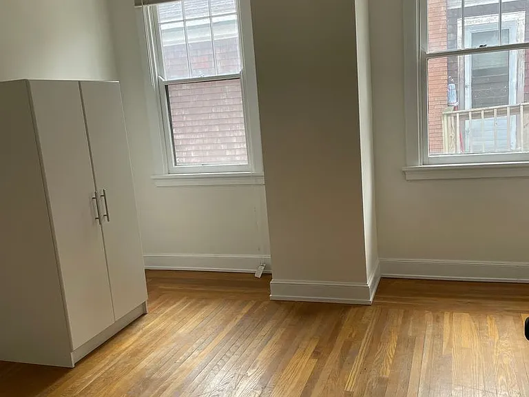 729 Grand Ave — Photo 8