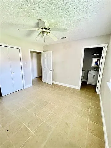 2205 Argyll St — Photo 12