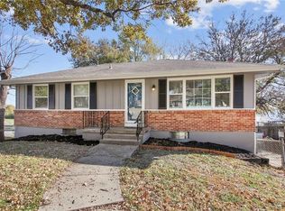 13409 15th St, Grandview, MO 64030
