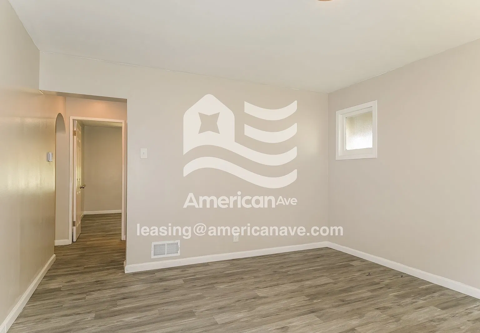 2 bed, 1.0 bath, 865 sqft, $1,310 — Photo 3