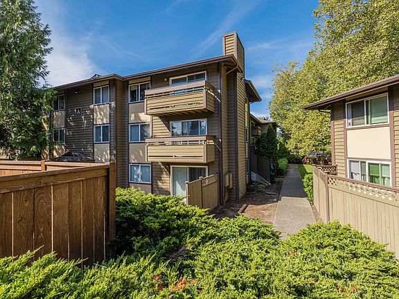 5th image of 1100 Sunset Blvd NE #B210