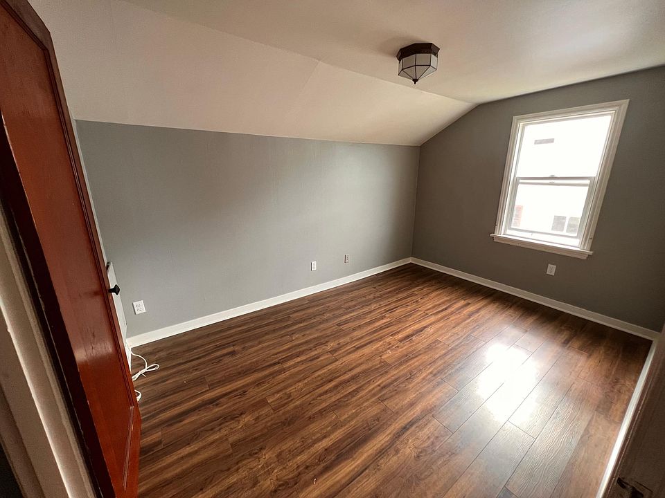 1st image of 5506 5th Ave NW APT 1