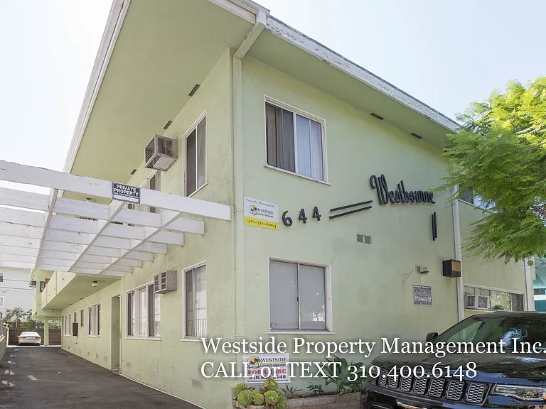 644 Westbourne Dr #8 — Photo 1
