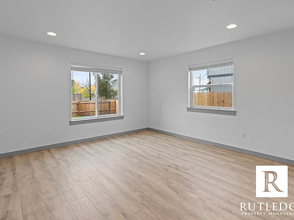 5th image of 370 Beechwood Way