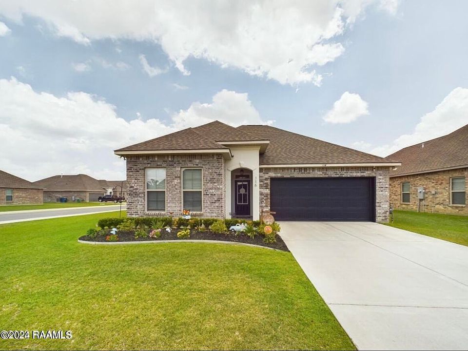1st image of 116 Spider Lily Ln