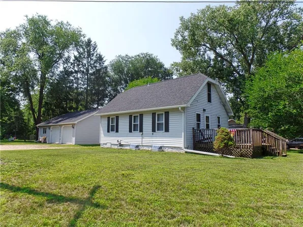 601 10th Avenue, Durand, WI 54736