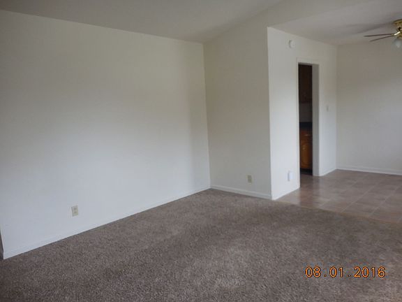 2nd image of 223 Jim Thorpe Dr