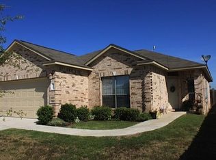 423 Cobblestone Dr, Jarrell, TX 76537