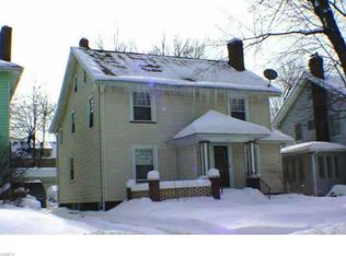 3240 Redwood Rd, Cleveland Heights, OH 44118